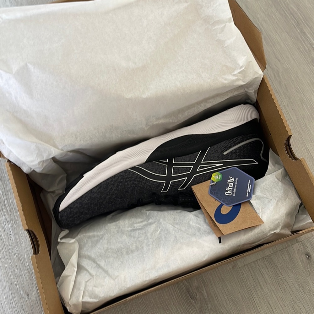 NEW ASICS Nimbus 24 WIDE